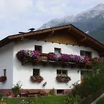 Haas Maria * Neustift im Stubaital