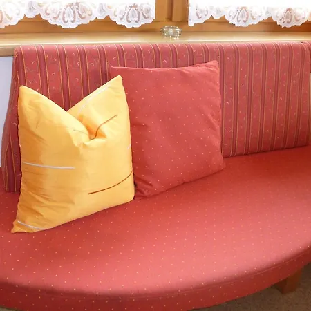 Haas Maria * ניוסטיפט אים סטובאיטל